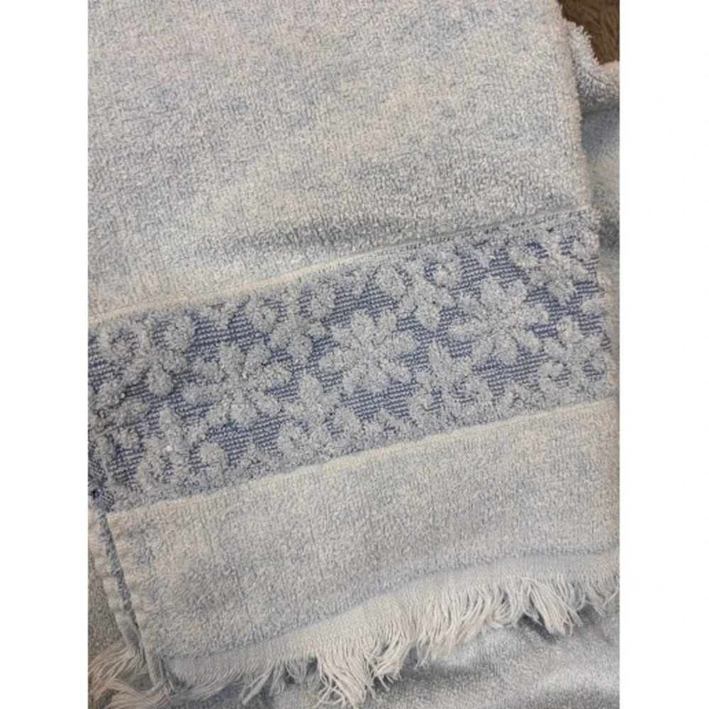 Vintage JCPenney Light Blue Floral Damask Fringed Towel Set 2 Bath 1 Hand Towel